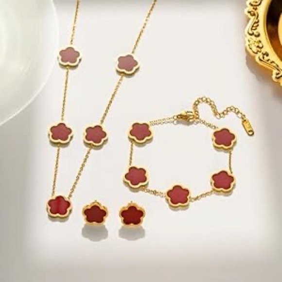 Lucky clover 18k gold color set necklace bracelet and earrings - Picture 4 of 14